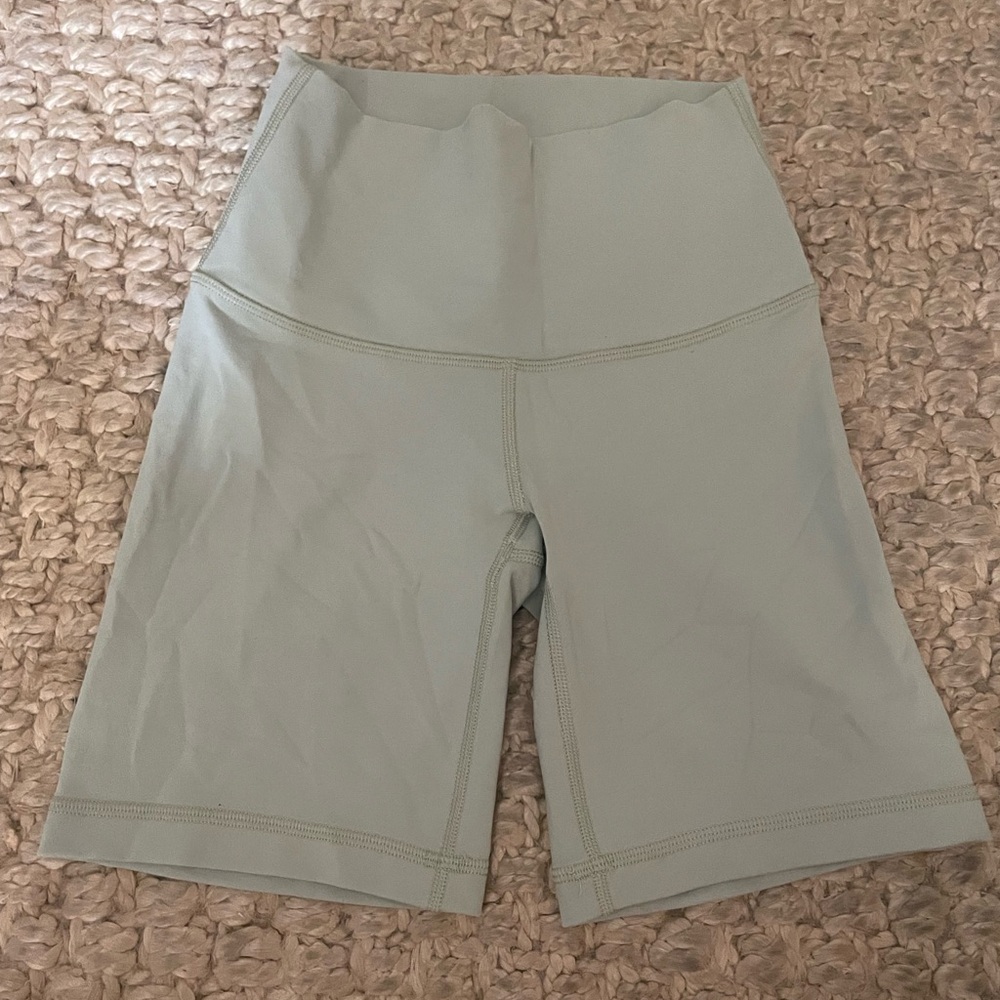 Aritzia TNA Yoga Shorts - Sage/Mint Green